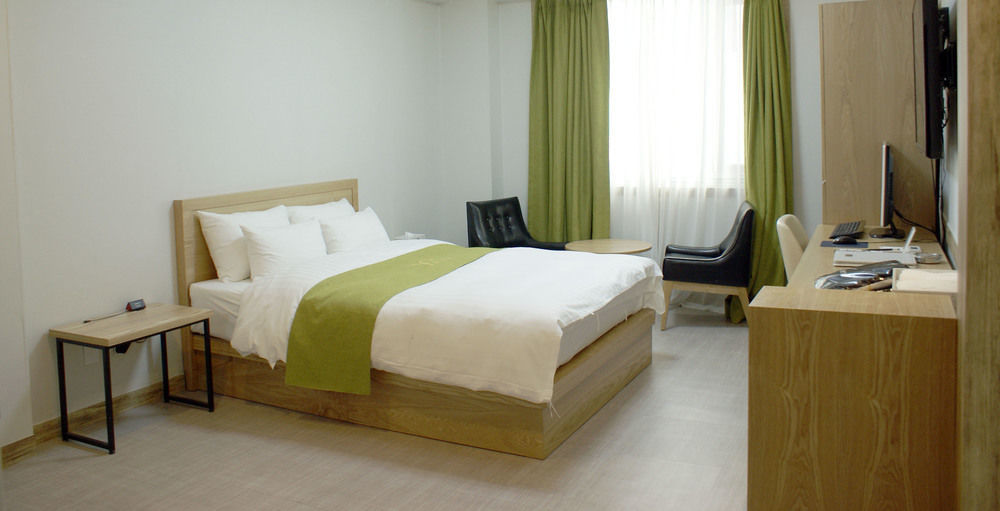 Y Ocean Hotel Yeosu Exterior photo