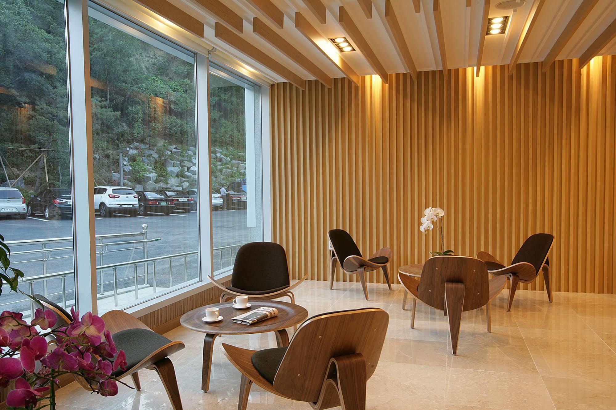 Y Ocean Hotel Yeosu Exterior photo