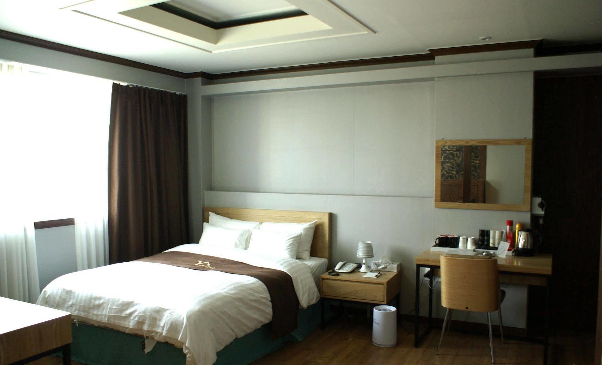 Y Ocean Hotel Yeosu Exterior photo